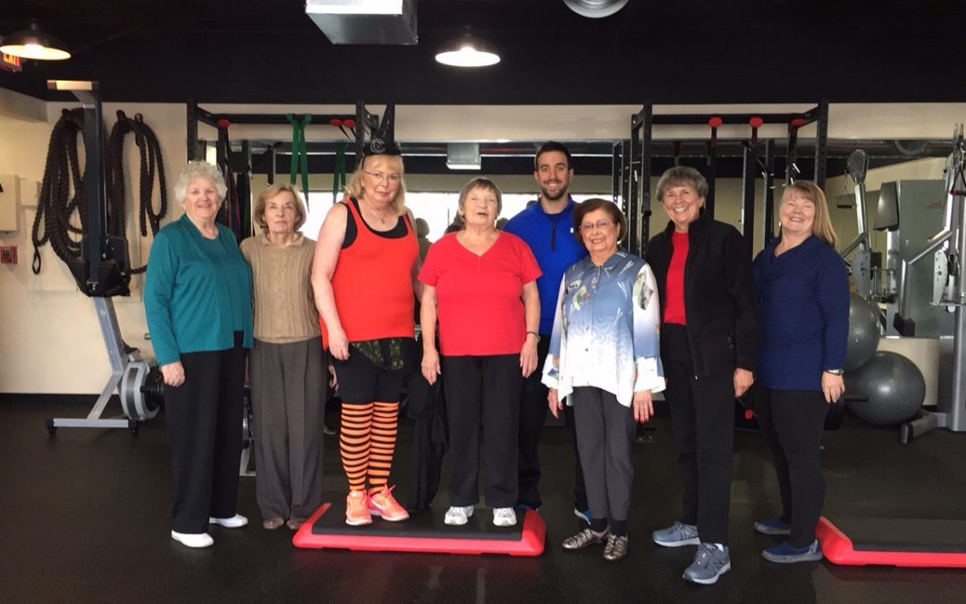 Top 5 Reasons Why Seniors Fitness Classes Are the Perfect Holiday Gift for Your Parents